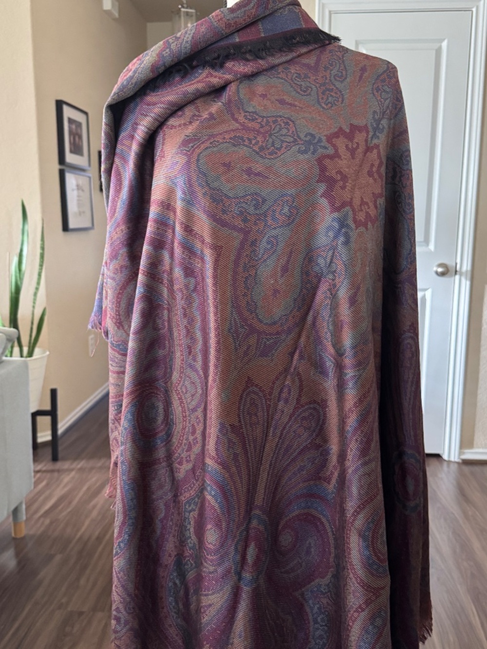 Liberty of London Oversized Wool Scarf  Shawl Wrap Paisley 54" - Picture 3 of 8